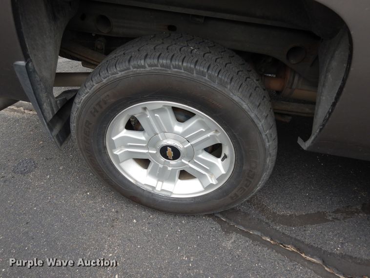 image for item DG6496 2012 Chevrolet Silverado 1500  Crew Cab pickup truck