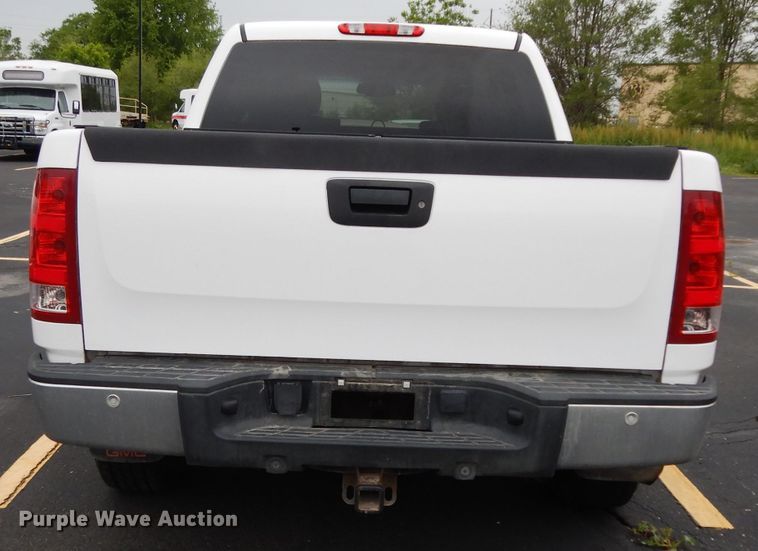 image for item DG6497 2010 GMC Sierra 1500  Crew Cab pickup truck