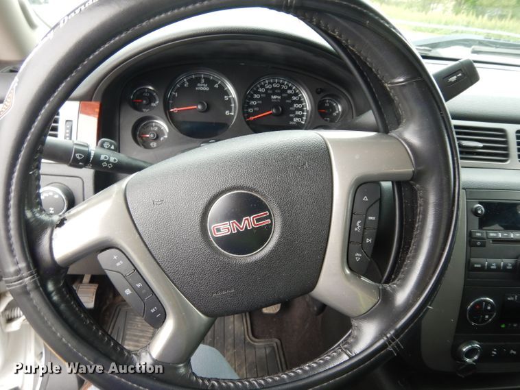 image for item DG6497 2010 GMC Sierra 1500  Crew Cab pickup truck