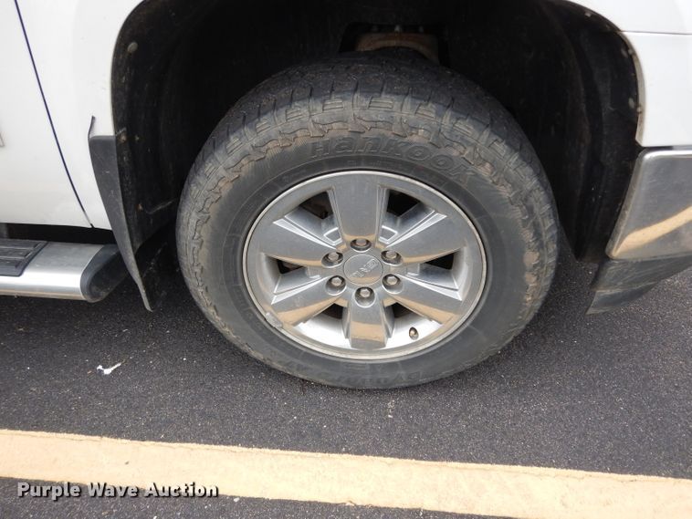 image for item DG6497 2010 GMC Sierra 1500  Crew Cab pickup truck