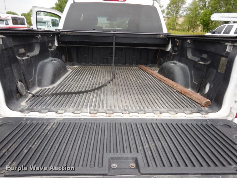 image for item DG6497 2010 GMC Sierra 1500  Crew Cab pickup truck