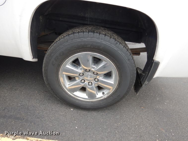 image for item DG6497 2010 GMC Sierra 1500  Crew Cab pickup truck