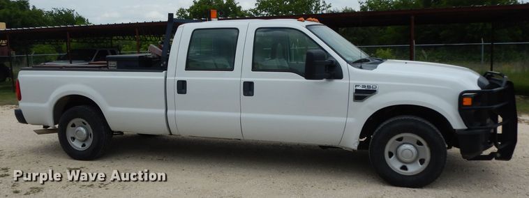 image for item DG6778 2008 Ford F350 Super Duty  Crew Cab pickup truck