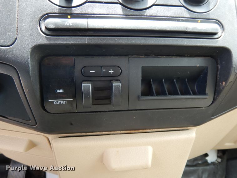 image for item DG6778 2008 Ford F350 Super Duty  Crew Cab pickup truck