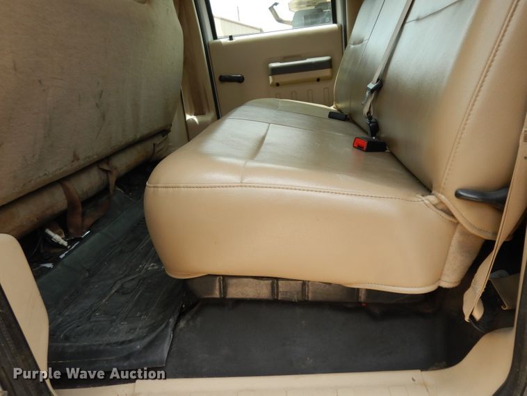 image for item DG6778 2008 Ford F350 Super Duty  Crew Cab pickup truck
