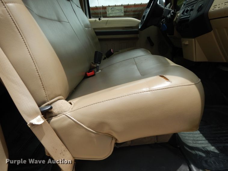 image for item DG6778 2008 Ford F350 Super Duty  Crew Cab pickup truck