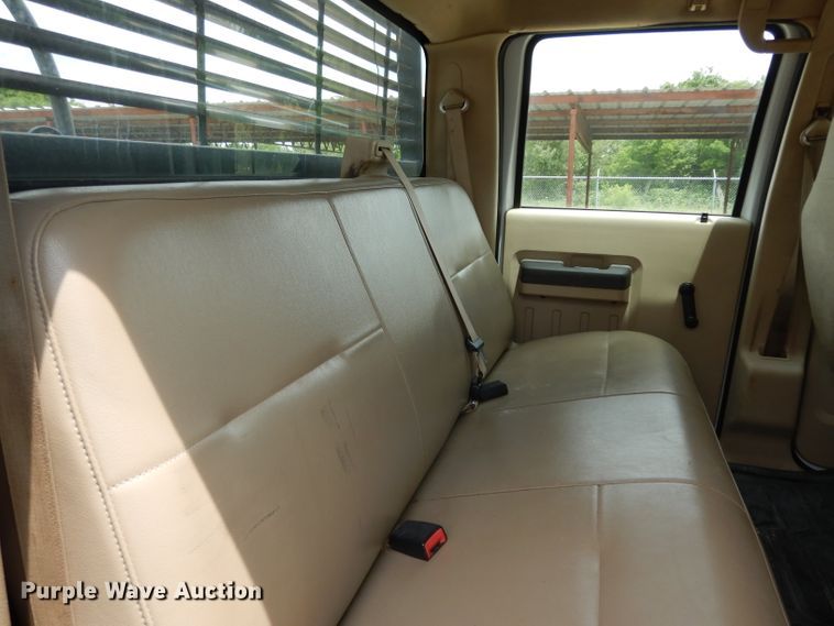 image for item DG6778 2008 Ford F350 Super Duty  Crew Cab pickup truck