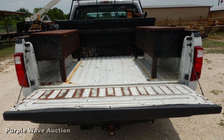 image for item DG6778 2008 Ford F350 Super Duty  Crew Cab pickup truck