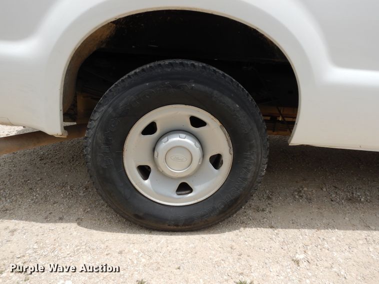 image for item DG6778 2008 Ford F350 Super Duty  Crew Cab pickup truck