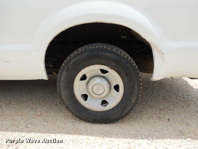 image for item DG6778 2008 Ford F350 Super Duty  Crew Cab pickup truck