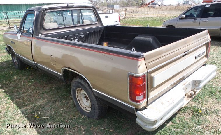 image for item DH4887 1990 Dodge D150  pickup truck