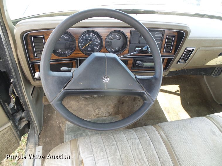 image for item DH4887 1990 Dodge D150  pickup truck