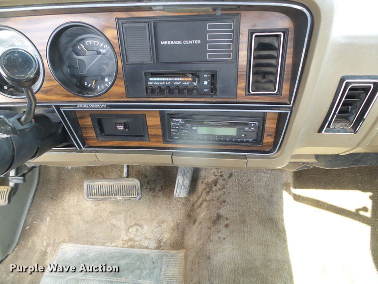 image for item DH4887 1990 Dodge D150  pickup truck