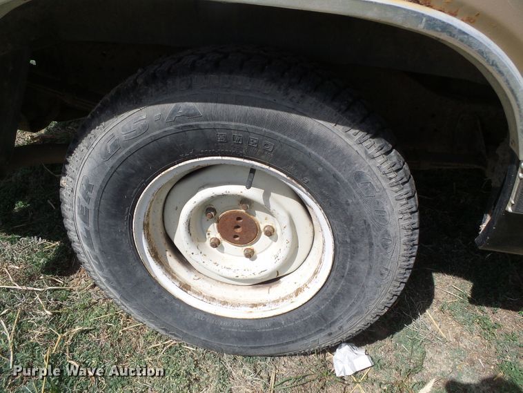 image for item DH4887 1990 Dodge D150  pickup truck