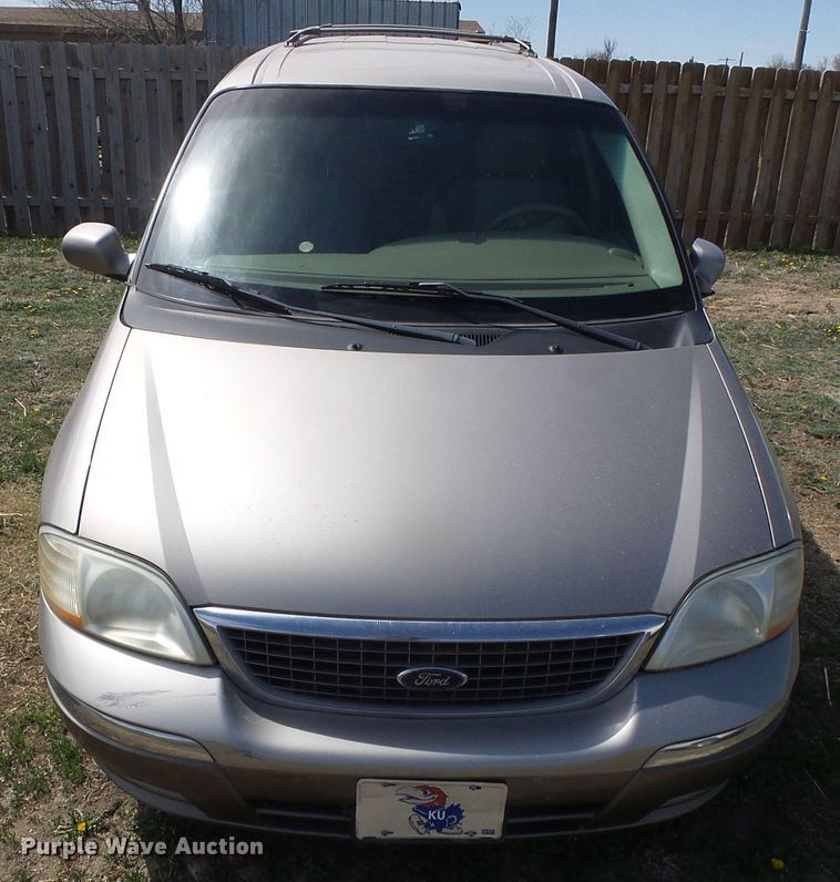 image for item DH4889 2002 Ford Windstar Limited  van
