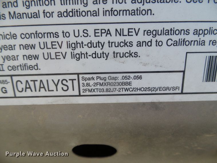 image for item DH4889 2002 Ford Windstar Limited  van