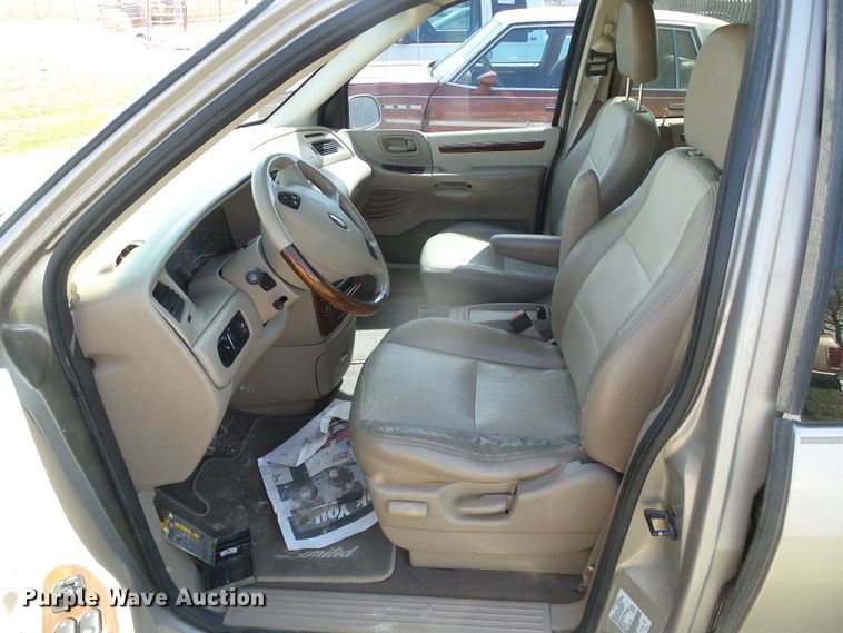 image for item DH4889 2002 Ford Windstar Limited  van