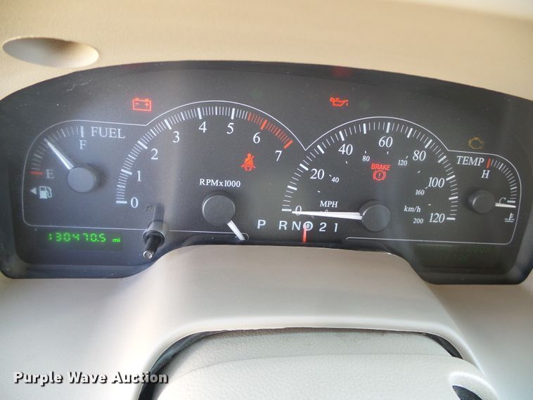 image for item DH4889 2002 Ford Windstar Limited  van