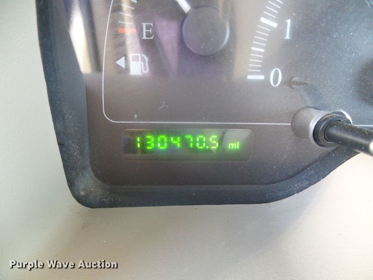 image for item DH4889 2002 Ford Windstar Limited  van