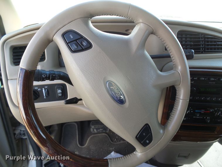 image for item DH4889 2002 Ford Windstar Limited  van