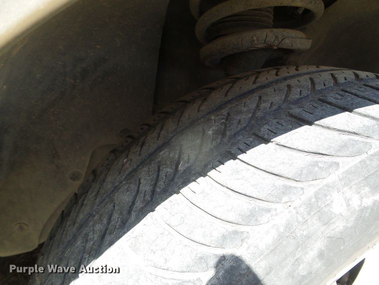 image for item DH4889 2002 Ford Windstar Limited  van