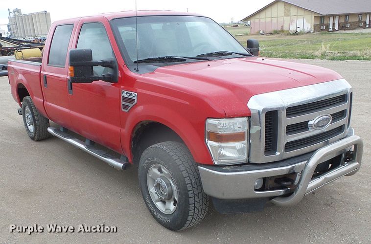 image for item DH4920 2010 Ford F250 Super Duty XL  Crew Cab pickup truck