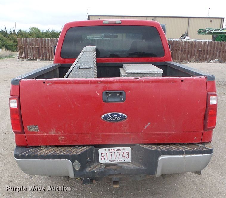 image for item DH4920 2010 Ford F250 Super Duty XL  Crew Cab pickup truck