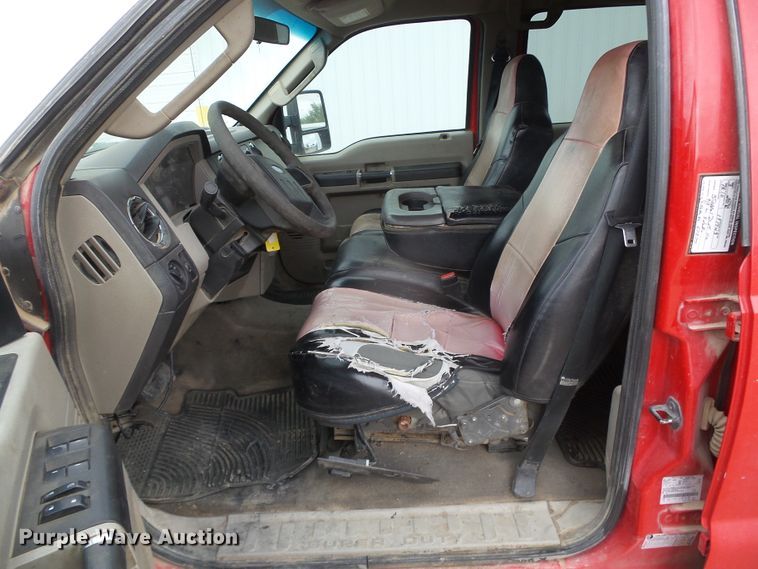 image for item DH4920 2010 Ford F250 Super Duty XL  Crew Cab pickup truck