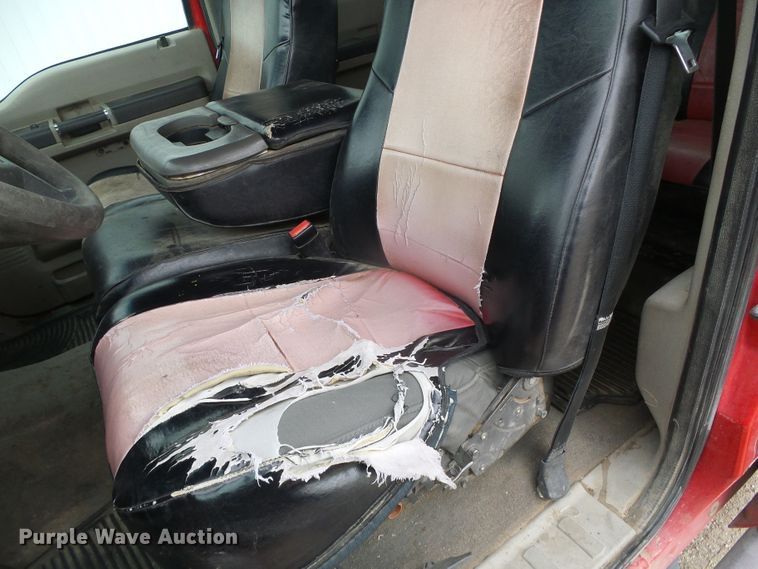 image for item DH4920 2010 Ford F250 Super Duty XL  Crew Cab pickup truck