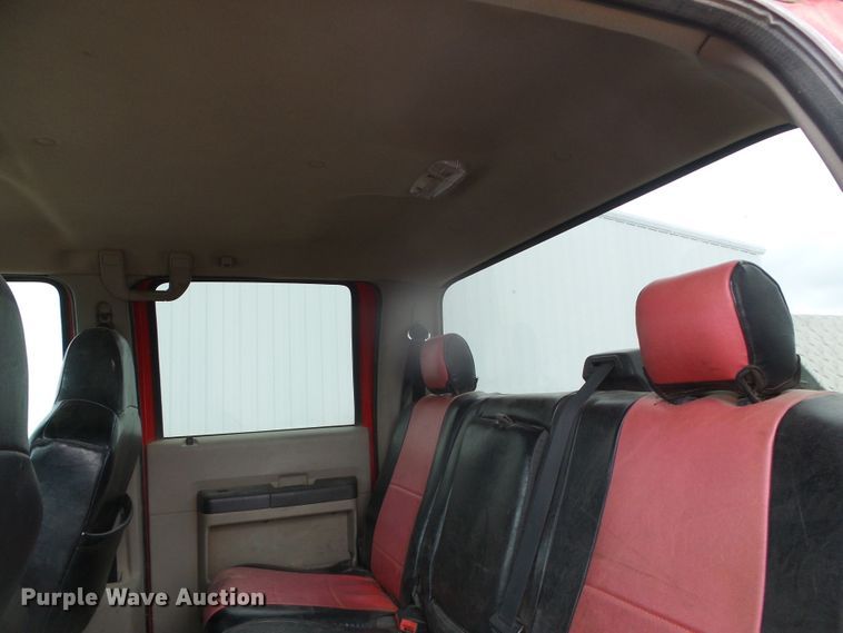 image for item DH4920 2010 Ford F250 Super Duty XL  Crew Cab pickup truck