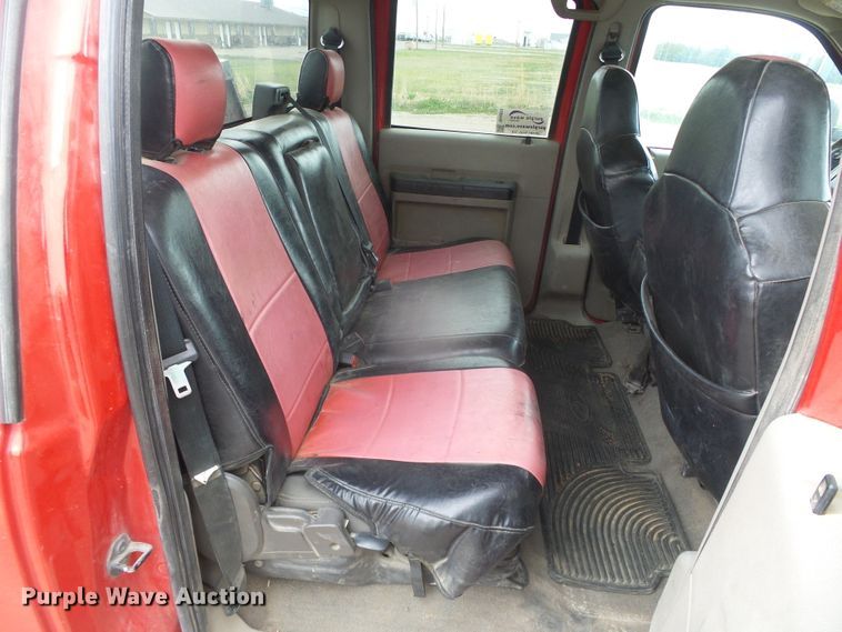 image for item DH4920 2010 Ford F250 Super Duty XL  Crew Cab pickup truck