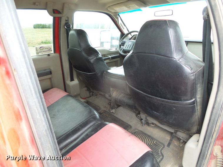 image for item DH4920 2010 Ford F250 Super Duty XL  Crew Cab pickup truck