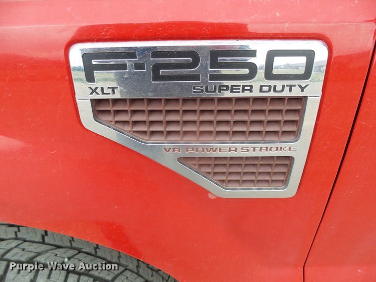 image for item DH4920 2010 Ford F250 Super Duty XL  Crew Cab pickup truck
