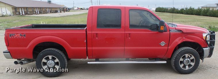 image for item DH4921 2011 Ford F250 Super Duty Lariat  Crew Cab pickup truck