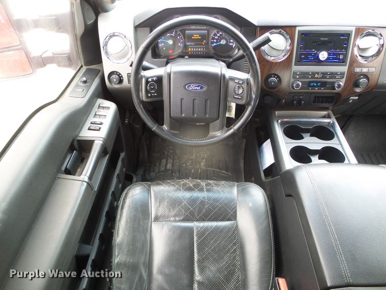 image for item DH4921 2011 Ford F250 Super Duty Lariat  Crew Cab pickup truck