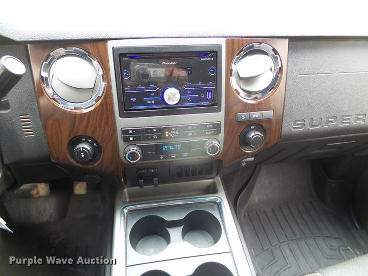 image for item DH4921 2011 Ford F250 Super Duty Lariat  Crew Cab pickup truck