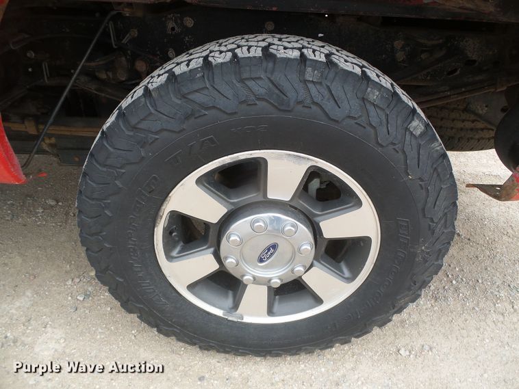 image for item DH4921 2011 Ford F250 Super Duty Lariat  Crew Cab pickup truck