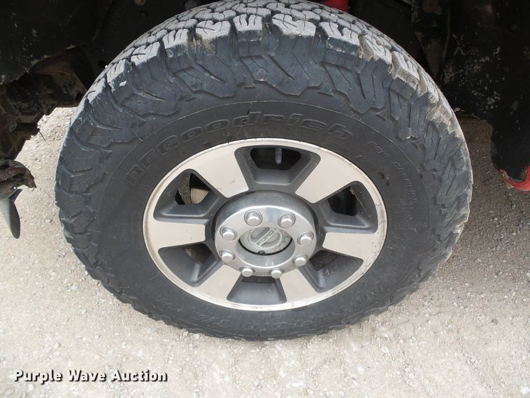 image for item DH4921 2011 Ford F250 Super Duty Lariat  Crew Cab pickup truck