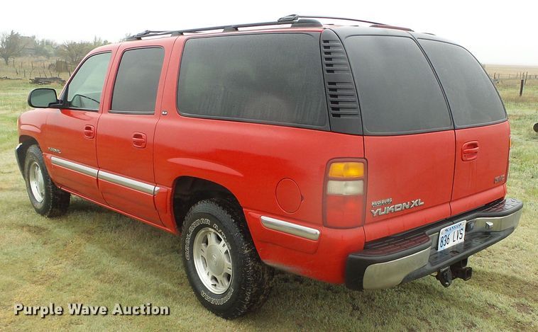image for item DH4923 2001 GMC Yukon XL  SUV