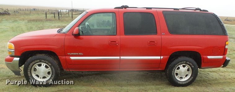 image for item DH4923 2001 GMC Yukon XL  SUV