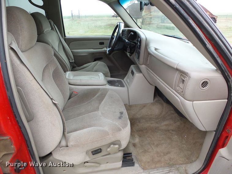 image for item DH4923 2001 GMC Yukon XL  SUV