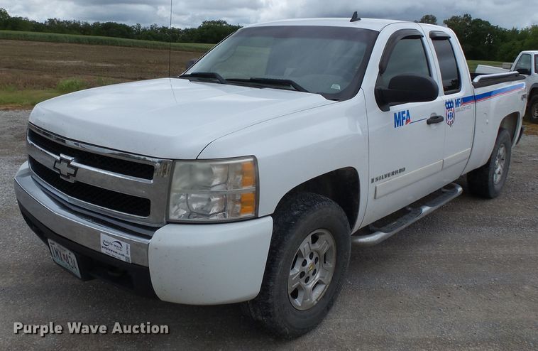 image for item DH7961 2008 Chevrolet Silverado 1500  Ext. Cab pickup truck