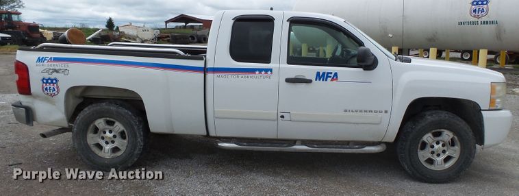 image for item DH7961 2008 Chevrolet Silverado 1500  Ext. Cab pickup truck