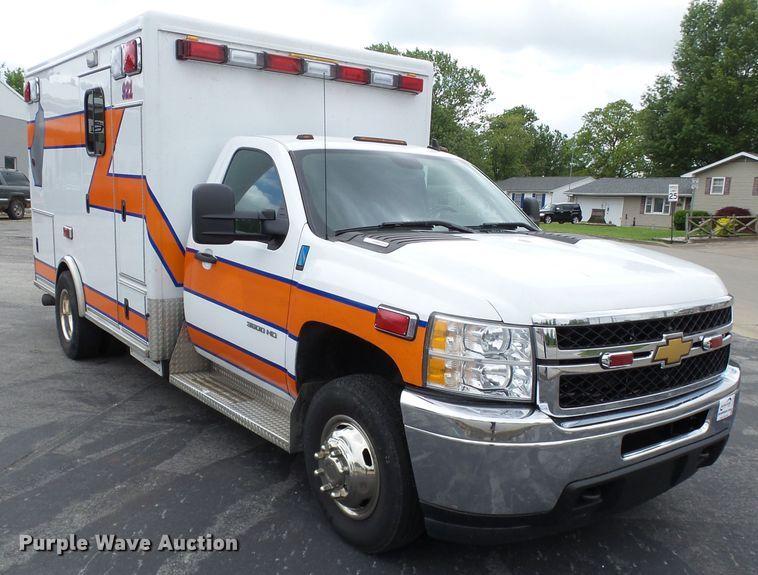 image for item DH7962 2012 Chevrolet Silverado 3500HD  ambulance