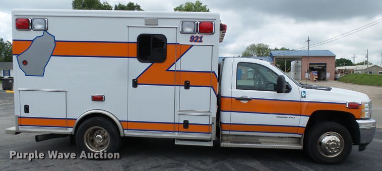image for item DH7962 2012 Chevrolet Silverado 3500HD  ambulance
