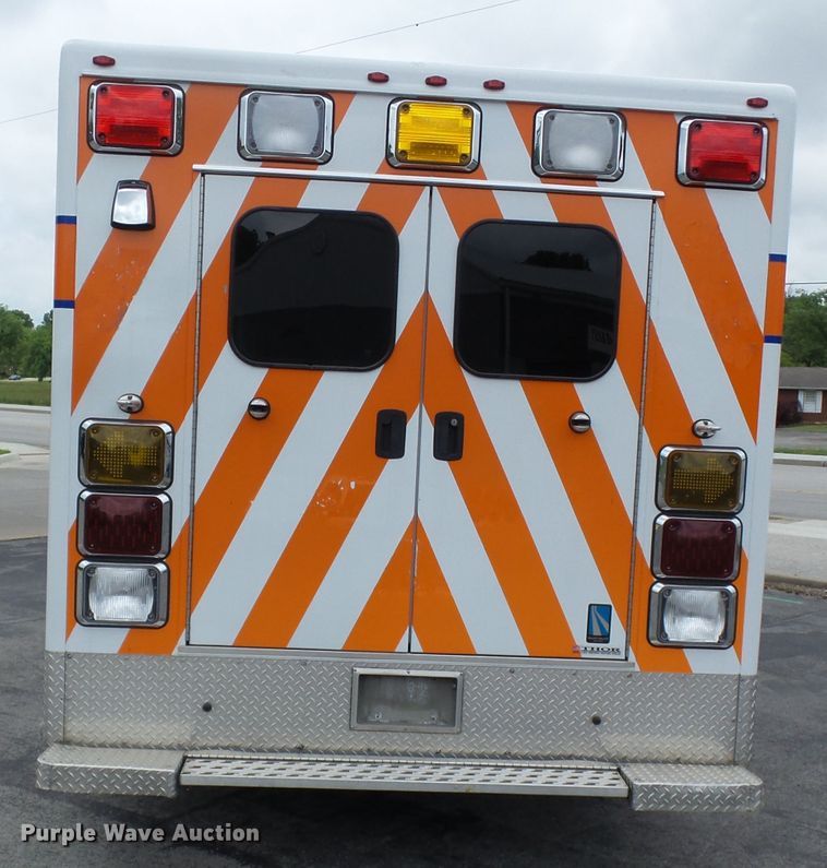image for item DH7962 2012 Chevrolet Silverado 3500HD  ambulance