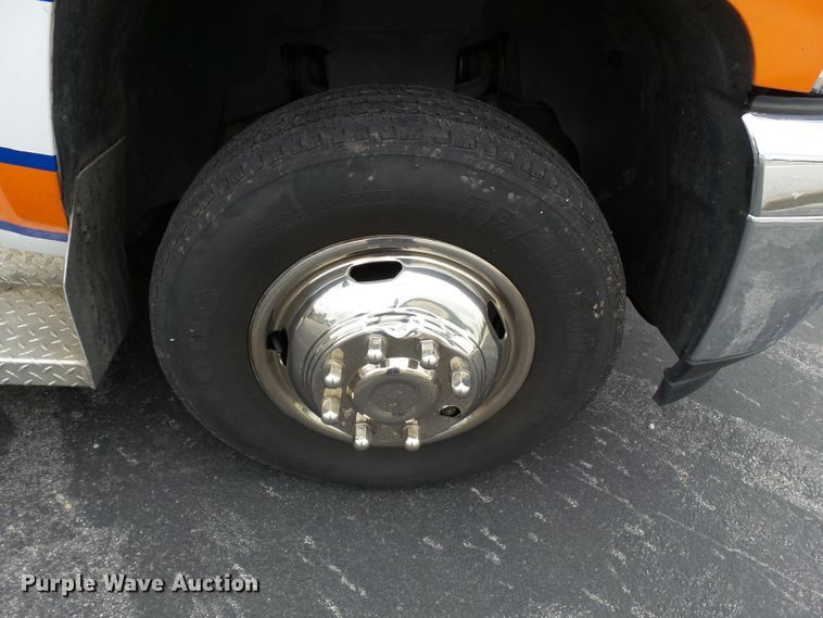 image for item DH7962 2012 Chevrolet Silverado 3500HD  ambulance