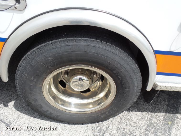 image for item DH7962 2012 Chevrolet Silverado 3500HD  ambulance