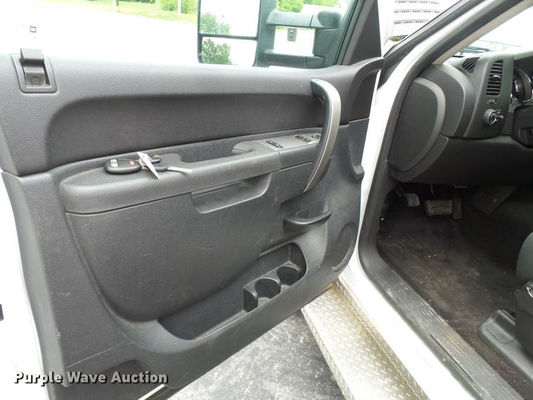 image for item DH7962 2012 Chevrolet Silverado 3500HD  ambulance