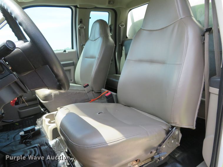 image for item DI2155 2008 Ford F250 Super Duty XL  SuperCab pickup truck